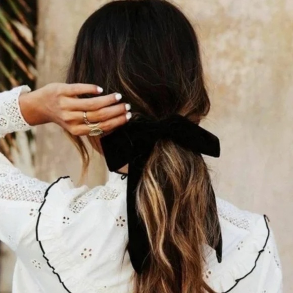 NWT RARE Sezane Blouse Katalina. Écru. - Size 38 (US Size 6) - Picture 2 of 6